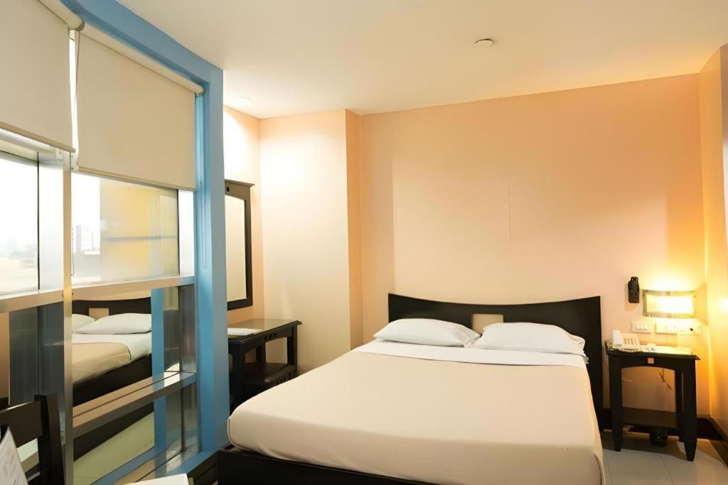 מנילה Citystate Hotel Quiapo מראה חיצוני תמונה